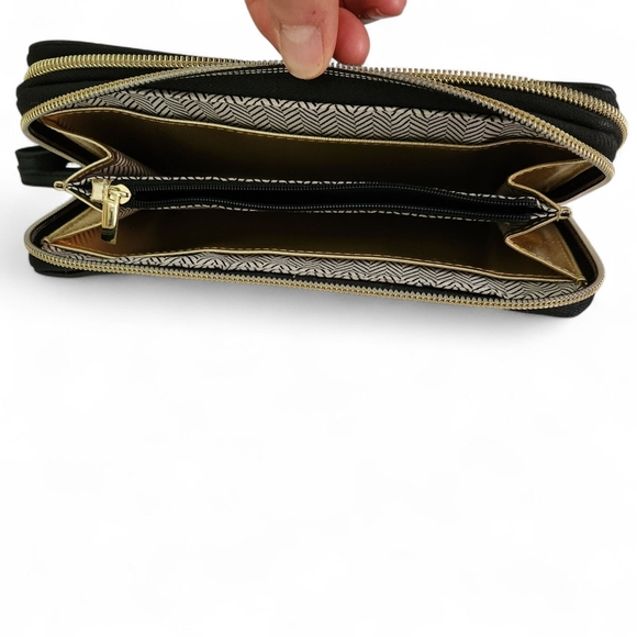 STEVE MADDEN Black Wristlet Wallet Zip Clutch Faux Leather - Picture 7 of 13